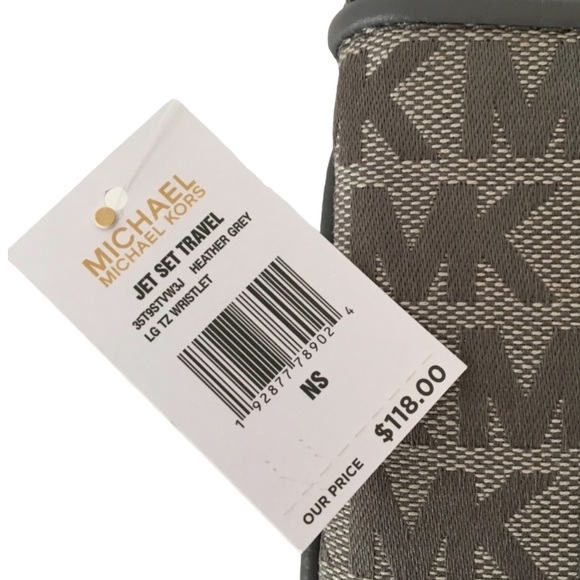 Michael Kors Jet Set Travel Signature Gray Wristlet - Picture 9 of 11